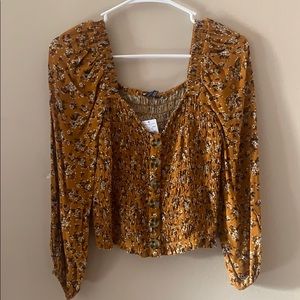 American Eagle crop top